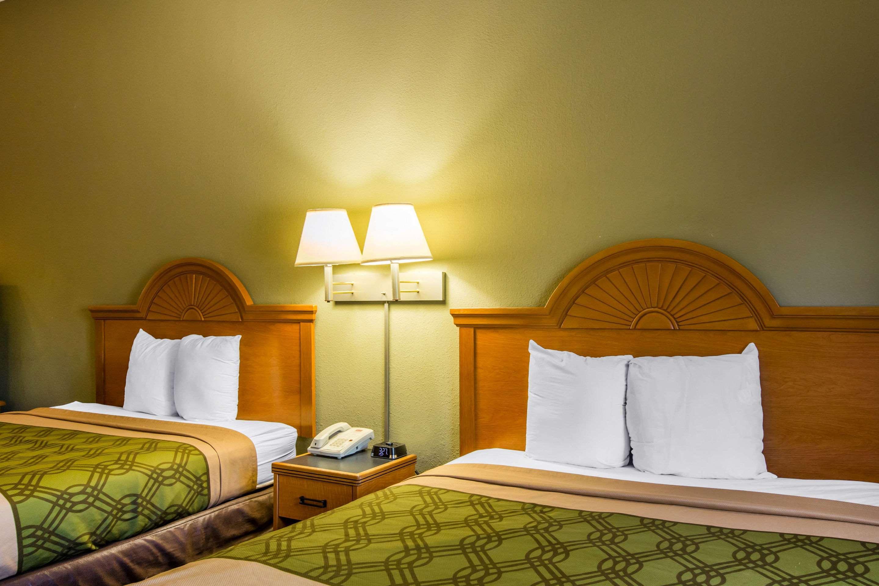 Econo Lodge Валдоста Экстерьер фото