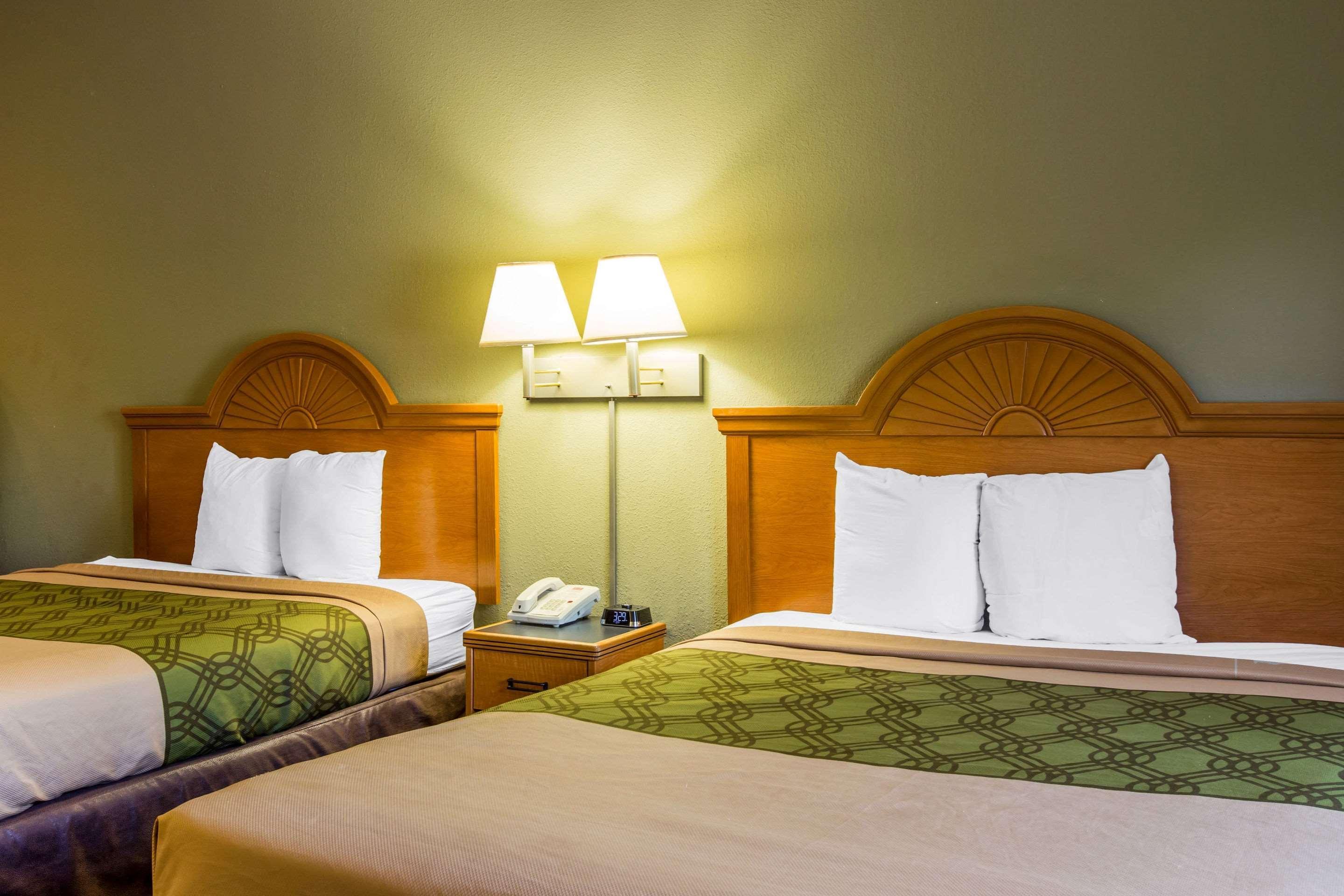Econo Lodge Валдоста Экстерьер фото