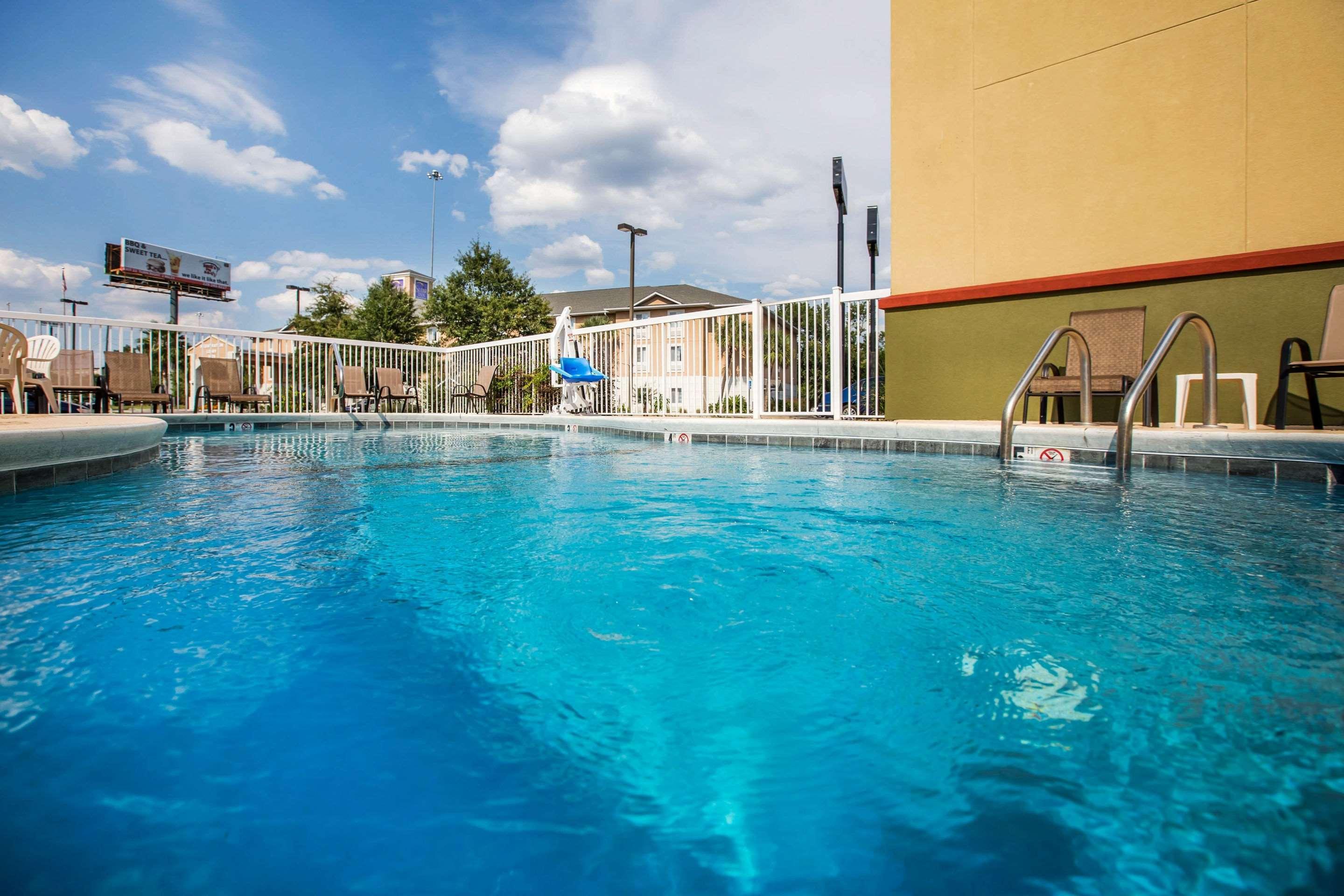 Econo Lodge Валдоста Экстерьер фото